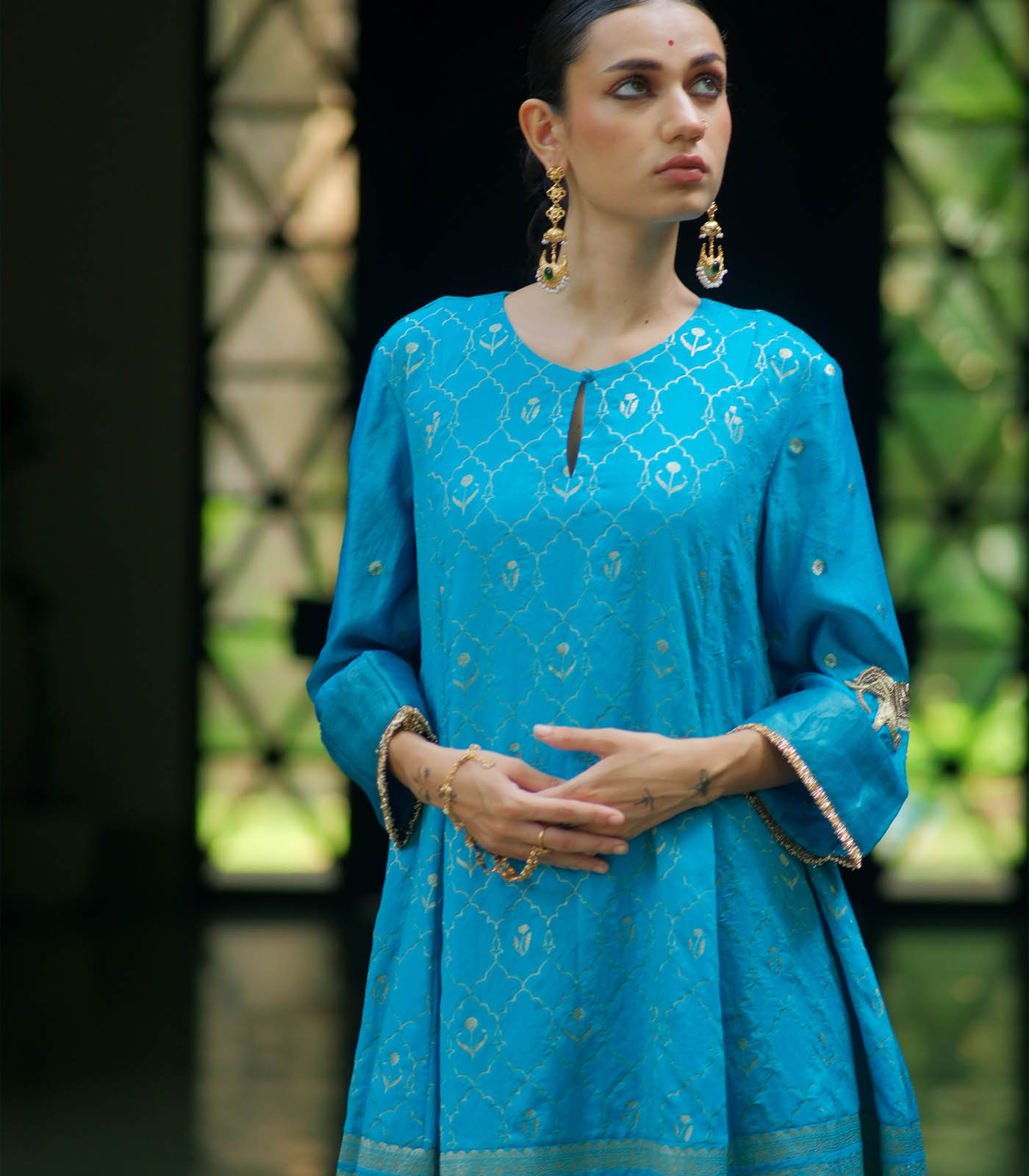 Antique benerasi woven kurta set - Image 2