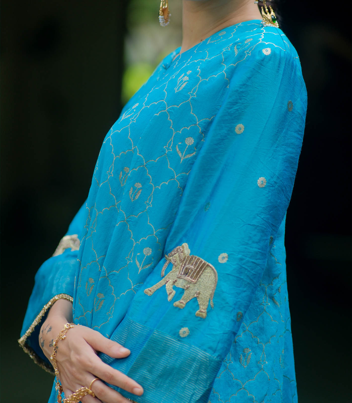 Antique benerasi woven kurta set - Image 3