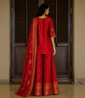 Matka neck short kurta set