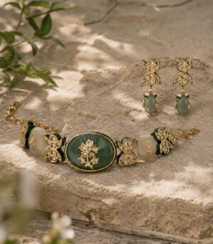 Emerald Floral Gemstone Choker Set