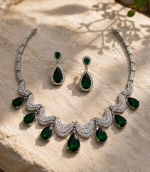 Emerald Teardrop Necklace Set with Drop Earrings