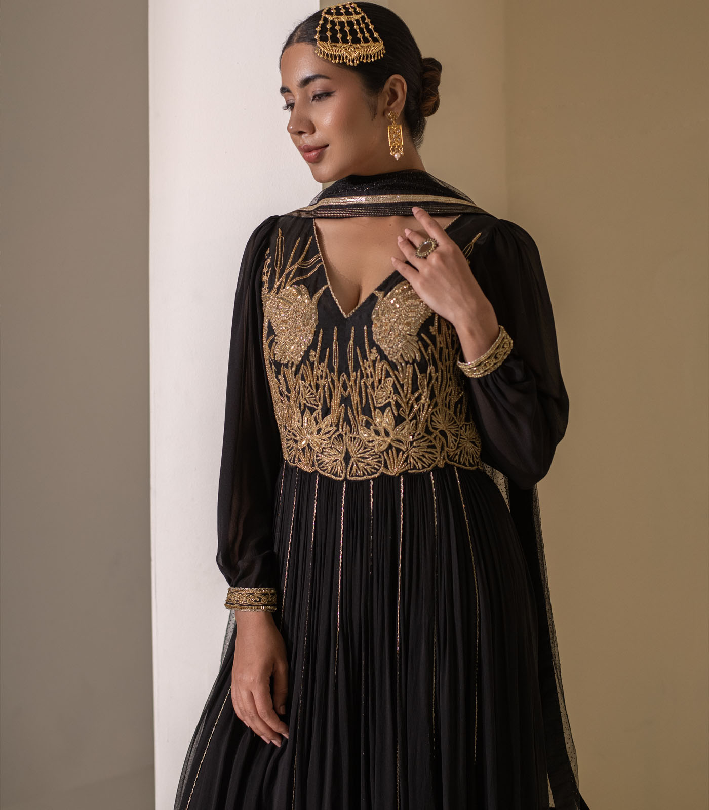 Black Georgette Heavy Embellished V-Neck Anarkali Gown - Image 4